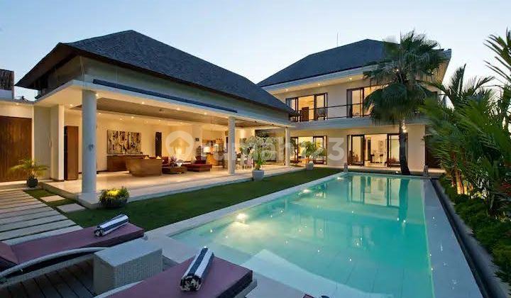 Villa Mewah Luas View Gunung di Batu Bolong Strategis, Canggu