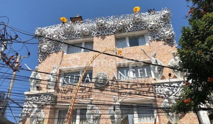 Hotel Near Beach Shopping Center Strategic Pool in Kuta 2