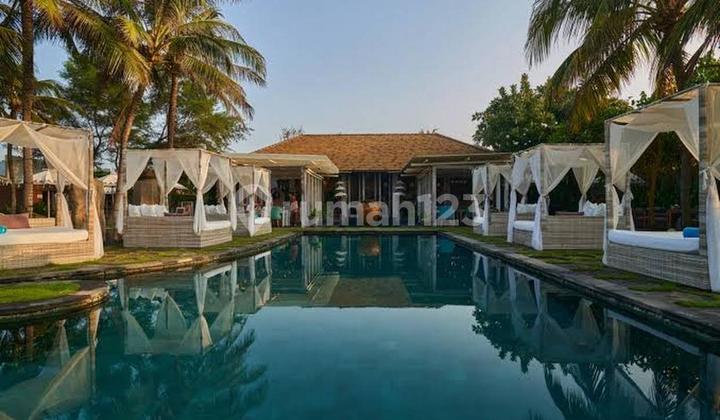 5-Star Hotel with Strategic Beachfront Operational View in Gianyar 2