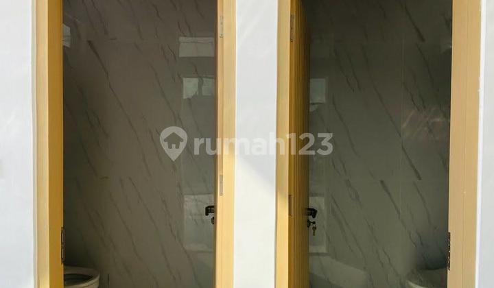 Shop House 2 Units and 2 Floors Strategic Hook Position in Canggu 2