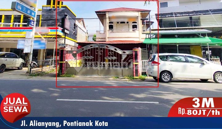 Roadside House. Can be used for Business.