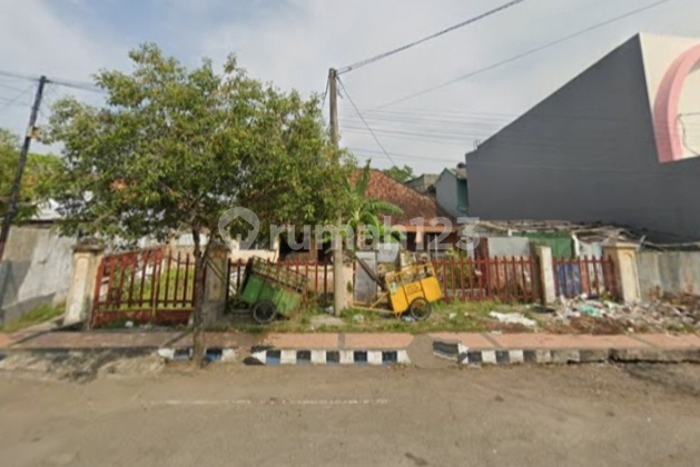 Strategic Land can be for Business Jl Kartini Bangkalan Near the Town Square