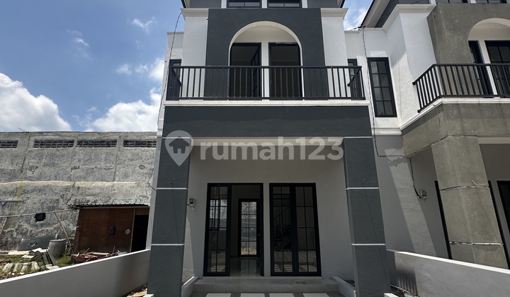 Hunian Luxury di Pusat Kota