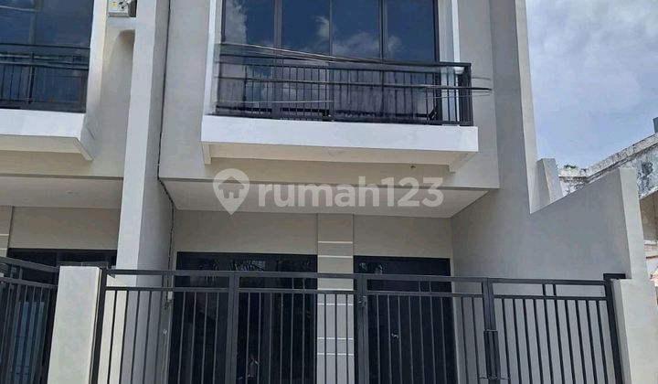 For Sale New House Gress Sutorejo
