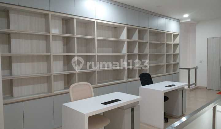 Ready for Work! Fully Furnished Golf Island Shophouse for Office 2