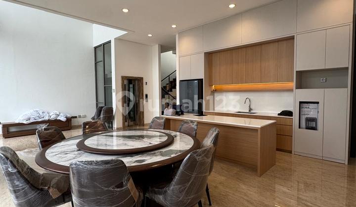 Rare Find! Luxury 10x35 House with Golf View, Fully Furnished.