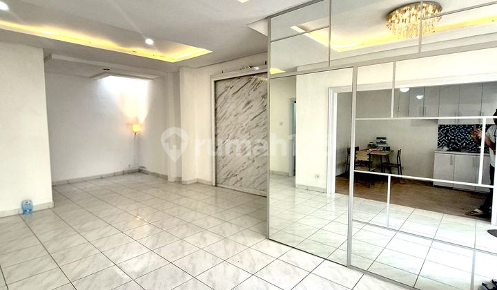 Di Jual Rumah Siap Huni di Emerald Bintaro 2