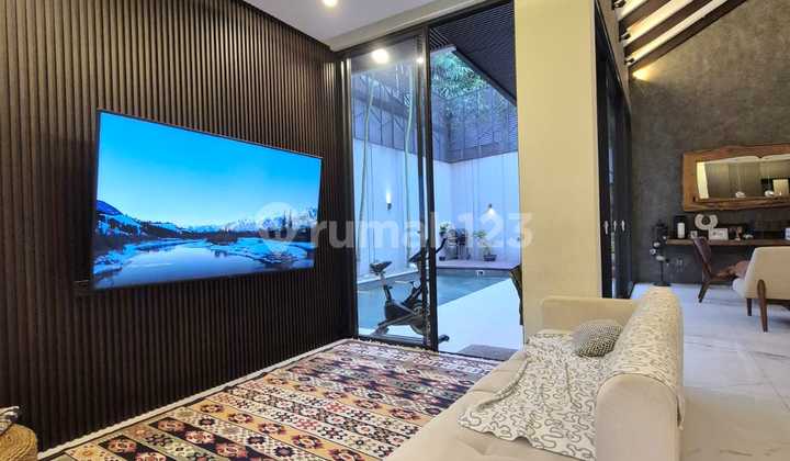Rumah Siap Huni Full Furnished Ada Swimm Pool di Bintaro Sektor 9 2