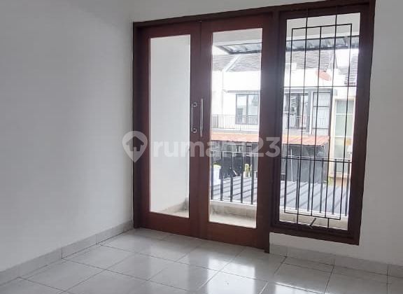 For Rent House in Cluster Near Fresh Market Bintaro 2