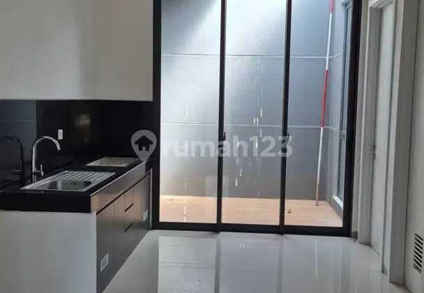 For Rent, Ready-to-Occupy House in Discovery Bintaro 2