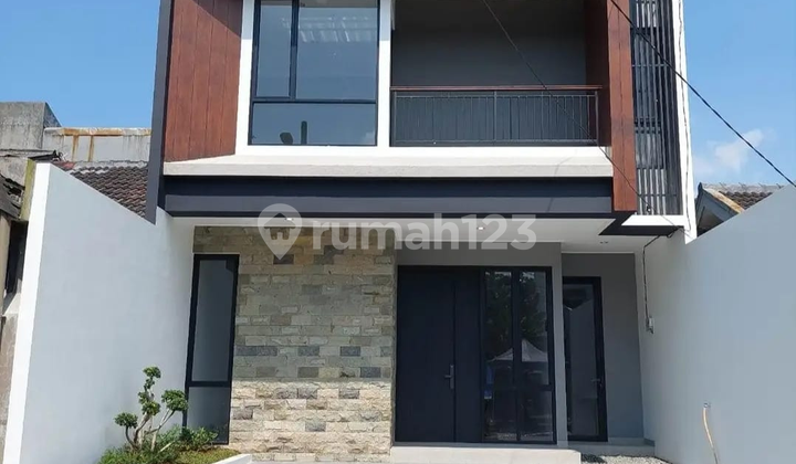 Di Jual Rumah Siap Huni Dalam Cluster di Graha Raya