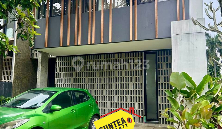 Neat House Ready to Occupy, Located in Pesanggrahan, South Jakarta.