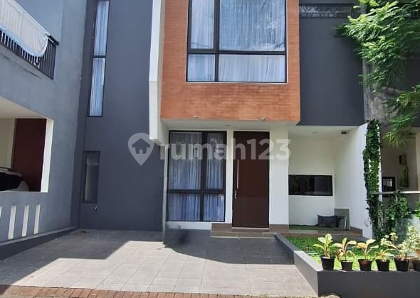 Rumah Siap Huni 2 Lantai Lokasi Bebas Banjir di Kebayoran Bintaro Rumah Siap Huni 2 Lantai Lokasi Bebas Banjir di Kebayoran Bintaro