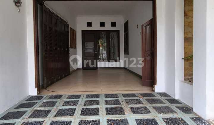 Rumah Siap Huni 2 Lantai di Bintaro Sektor 9 2