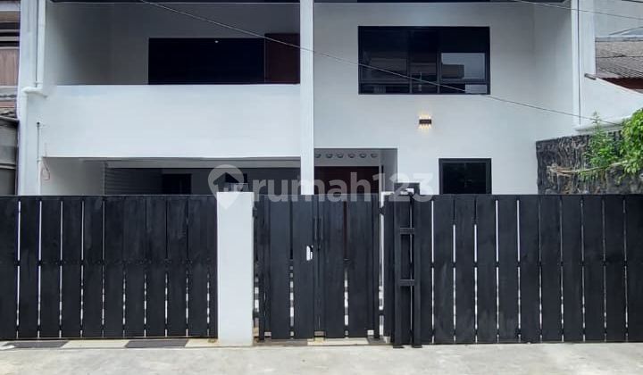 Rumah Baru Tanah Luas Siap Huni di Ciputat Timur Rumah