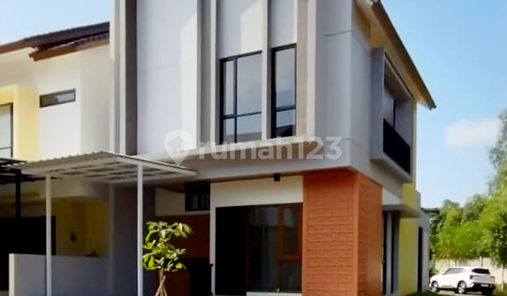 Rumah Posisi Hook 3+1 Kamar Tidur Woodchester Deltamas Cikarang 2
