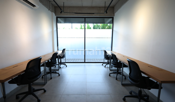 Fully Equipped Co-Working Space In Denpasar For 8 Pax