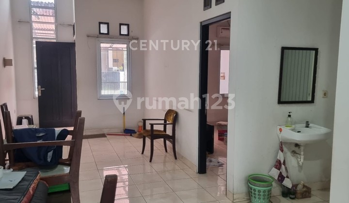 Well-Maintained Minimalist House in Melong Residence Bandung 2