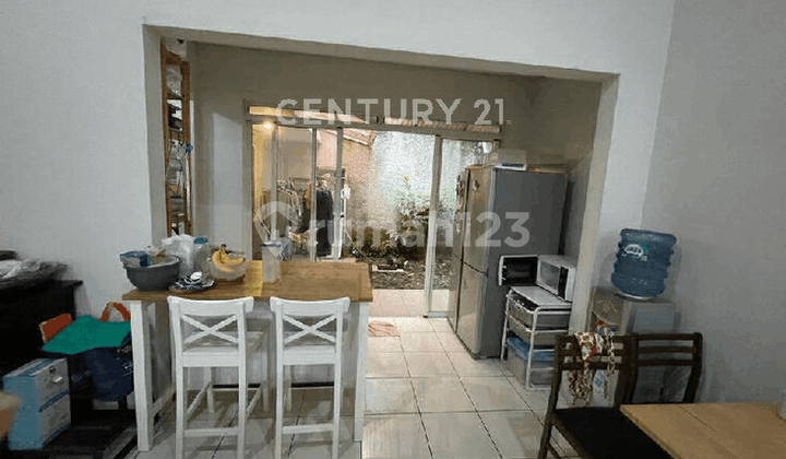 Rumah Minimalis di Kotabaru Parahyangan Dekat Ikea