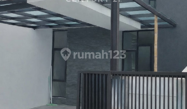 Rumah Baru Siap Huni 2 Lantai di Sayap Batununggal Bandung 2
