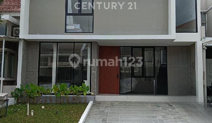 Rumah Full Renovation Furnished Kota Baru Parahyangan Bandung