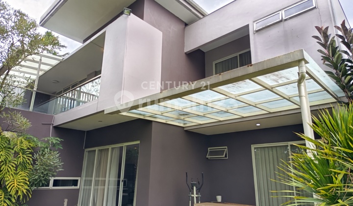 Luxury House in Citragreen Dago Complex Hook Type