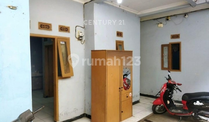 Shop Houses and Boarding Houses on Main Road Padalarang Bandung 2