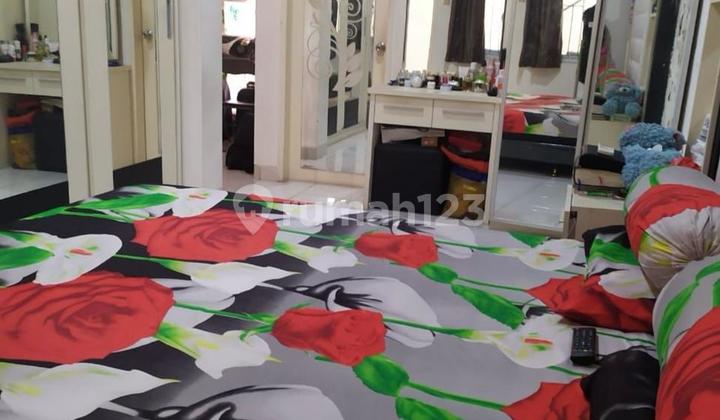 For Sale House in Legenda Wisata Housing Estate 2