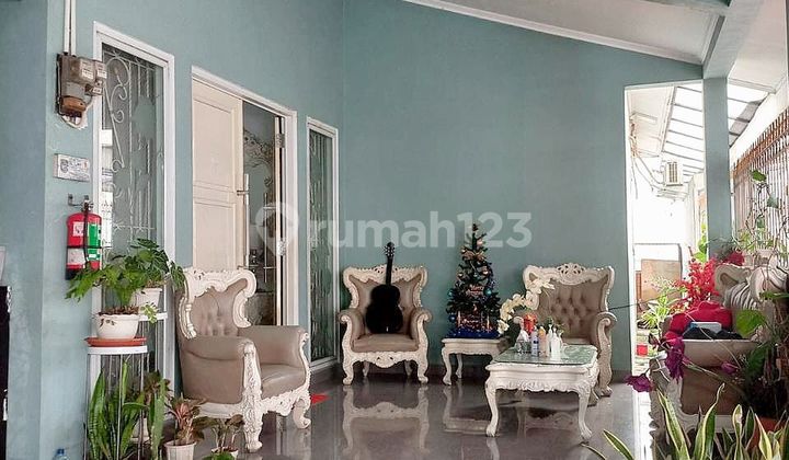 House, 2 Floors, in Cimanggis