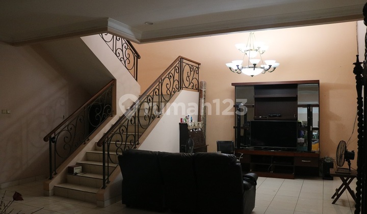 Di Jual Rumah di Kota Wisata 2