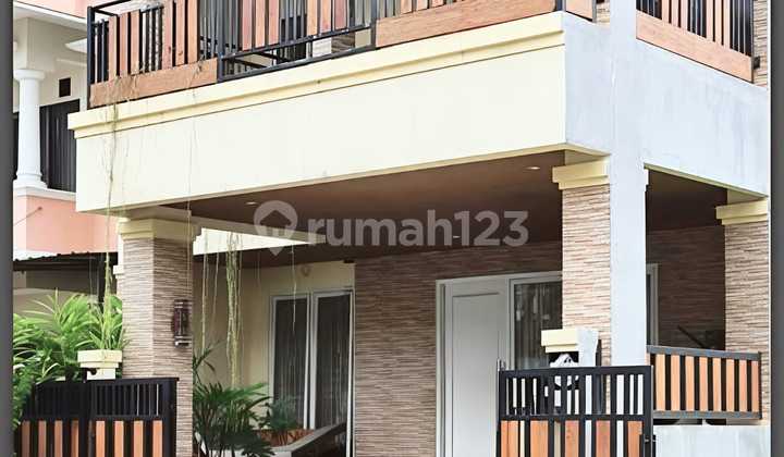 For Sale, Ready-to-Occupy House Near Jatikarya Toll Road.