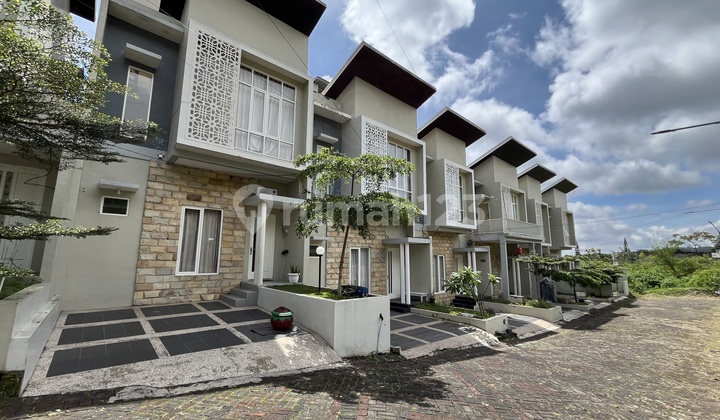 Flood-Free, House, 2 Floors, SHM, Near Tourist Attractions 2