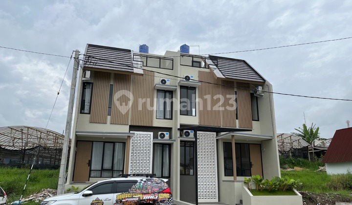 Investasi Terbaik Include Fasum Area Wisata Villa Modern Batu