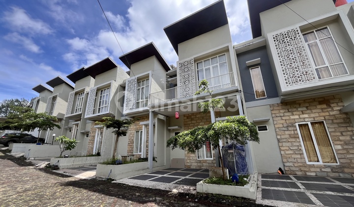 Comfortable Location Villa Pitu Rayya Row Jalan 6M Guaranteed Certain Income Comfortable Location Villa Pitu Rayya Row Jalan 6M Guaranteed Certain Income