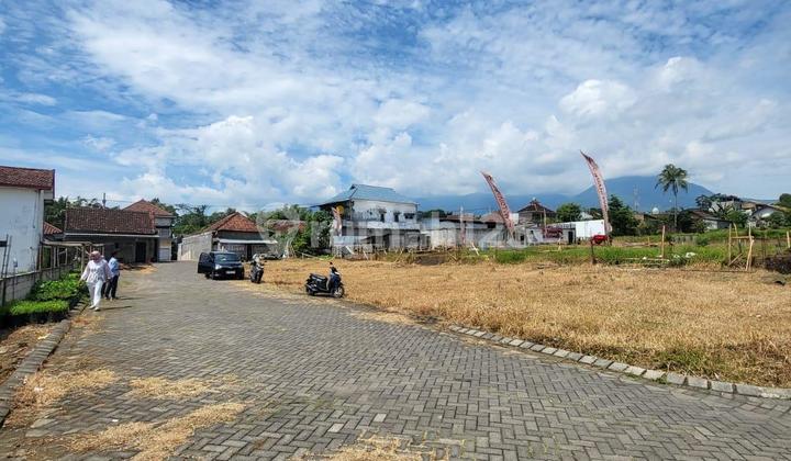 Rumah Villa Full Furnish di Kota Batu 2 Lantai 2