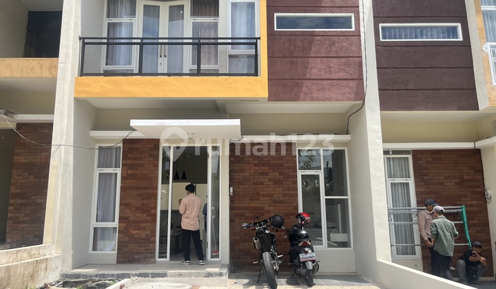 Villa Modern Batu 2 Menit Jatimpark 3 Include Fasum Investasi Terbaik