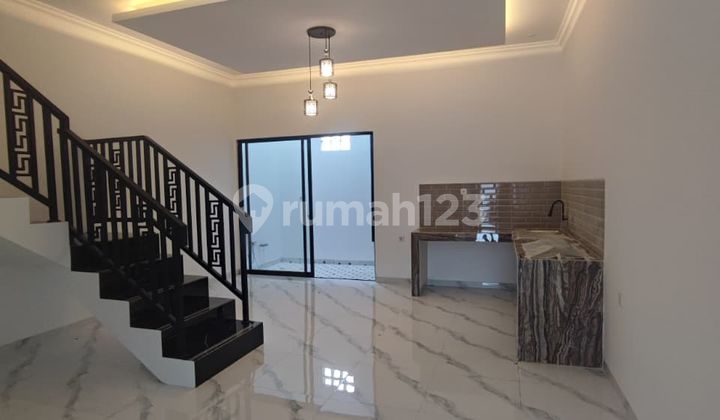 Rumah Baru 5X20 Karang Tengah Samping Joglo Design Classic