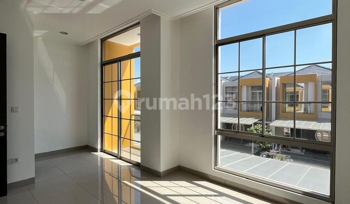 Dijual Rumah Pik 2 6X12,5 SHM Nego (2 Lantai)