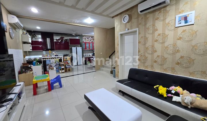 Rumah Green Lake 120 M2