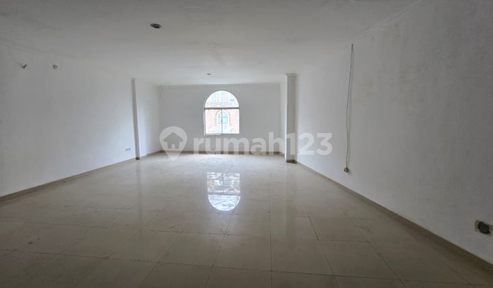 Ruko Green Lake 115 M2