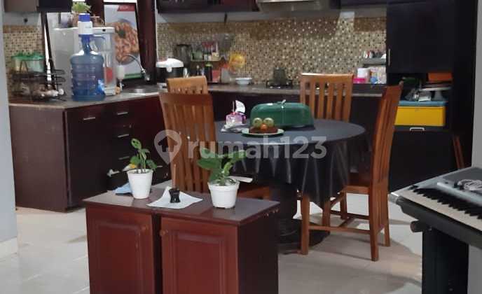 Dijual Rumah Second Luas dan Bagus 1