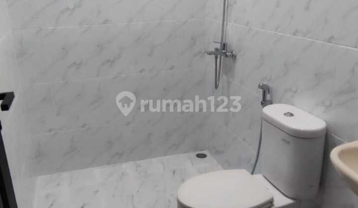 Dijual Rumah Minimalis Baru Direnov di Villa Melati Mas 2