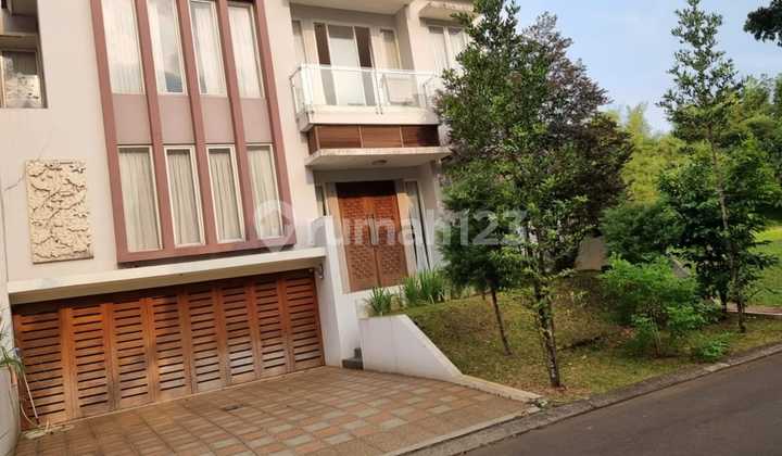 Dijual Cepat !! Rumah Bagus di Telaga Golf Bsd