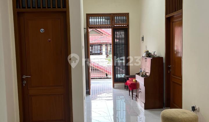 Ready-to-Live House in Duren Sawit 2