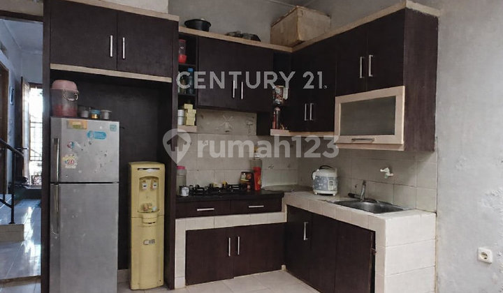 Quick Sale 2-Story House in Cluster Harmoni Harapan Indah 2 Bekasi 2