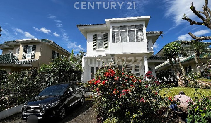 Quick Sale, Well-Maintained Bu Villa at Puncak Resort Bogor Quick Sale, Well-Maintained Bu Villa at Puncak Resort Bogor