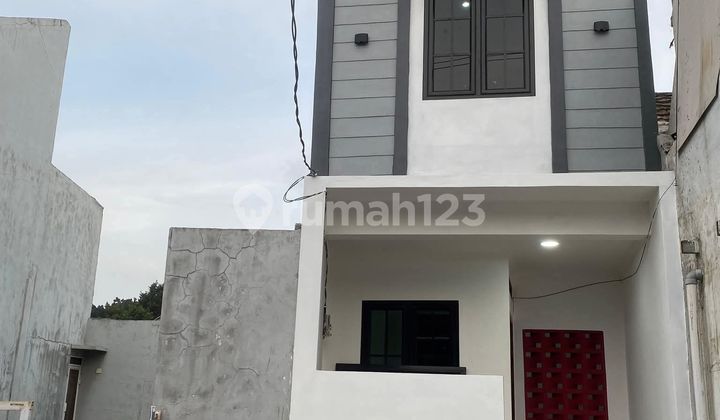 Dijual Butuh Uang Rumah 2 Lantai Dekat Stasiun Depok Lama Dijual Butuh Uang Rumah 2 Lantai Dekat Stasiun Depok Lama