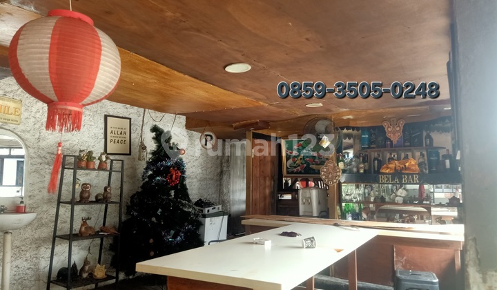 Dijual Rumah dengan Tanah yang Luas dan Lokasi yang Strategis di Jati Asih 2