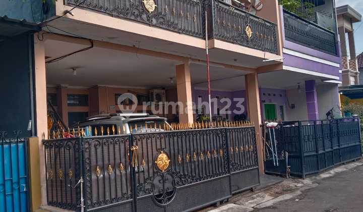 For Sale Strategic Flood-Free House in Bintara Bekasi 2