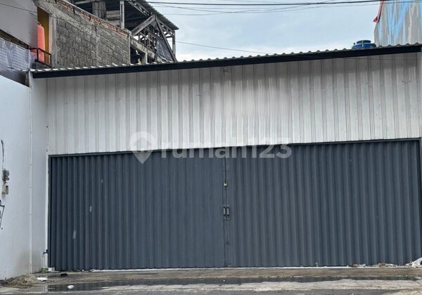 Disewakan Ruko Pinggir Jalan Raya di Pondok Gede Bekasi